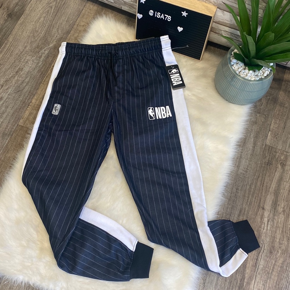 NBA Men’s Medium Joggers